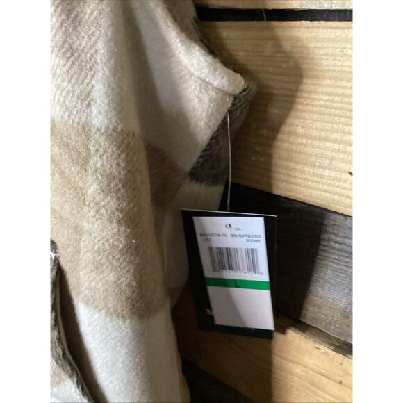 Modern Supply By Sanctuary Reversible Sherpa Plaid Vest Tan Size Large - Picture 3 of 5